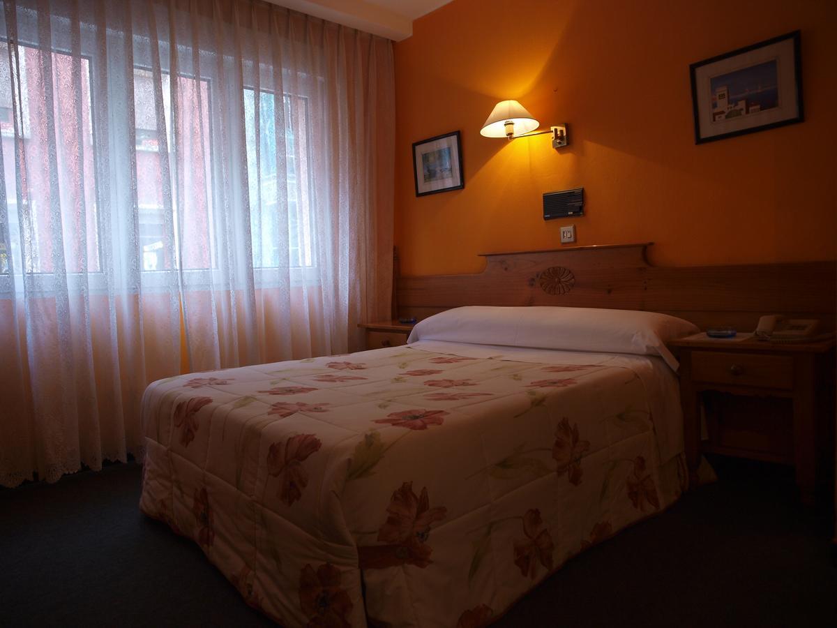 Hotel Paris Gijon Ngoại thất bức ảnh