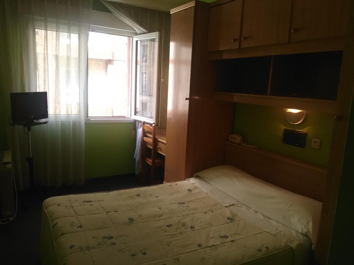 Hotel Paris Gijon Ngoại thất bức ảnh